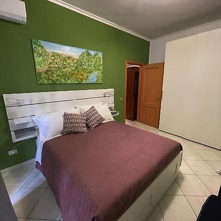 Renza House Chiaia Appartement Napels Buitenkant foto
