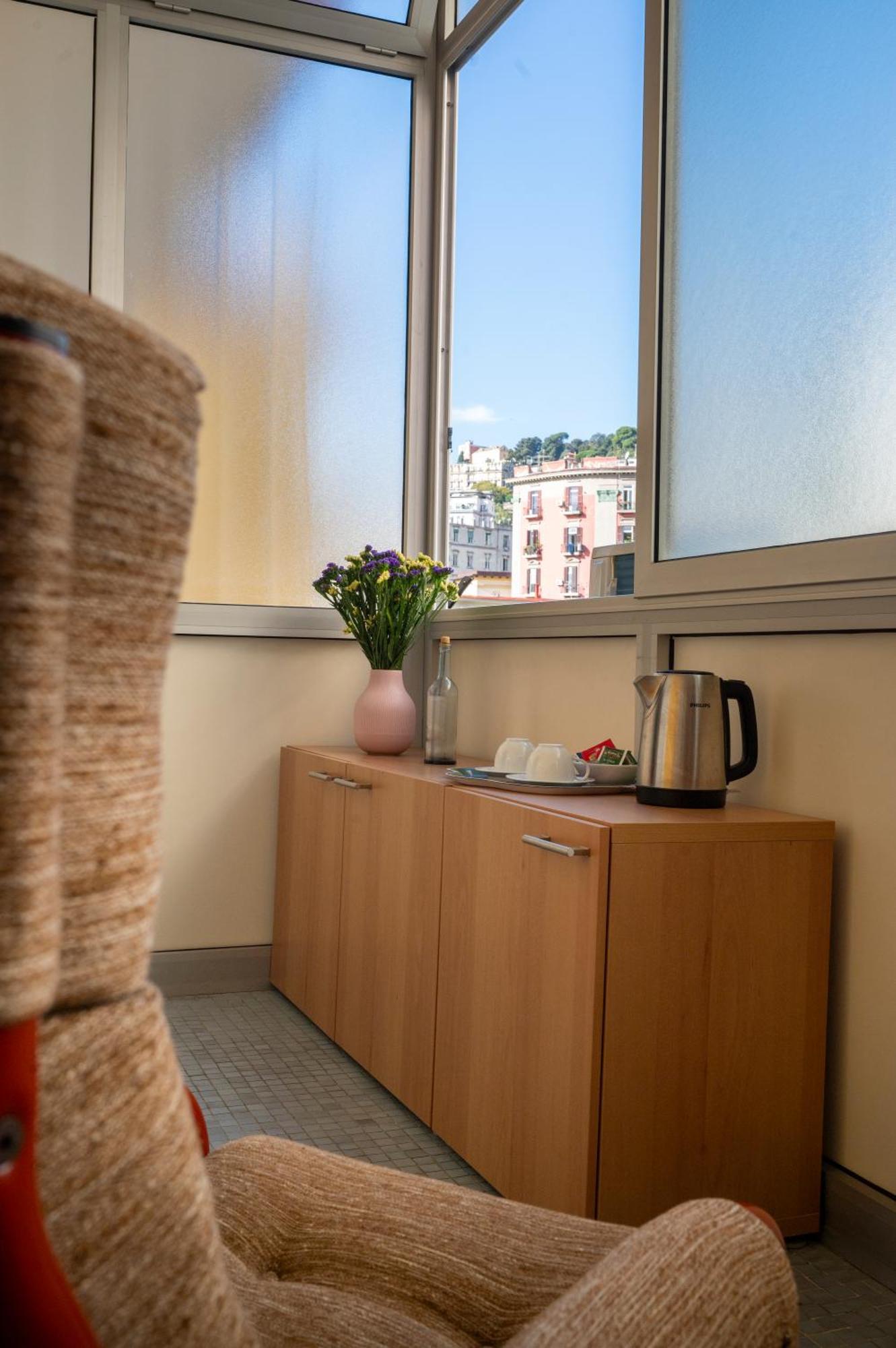 Renza House Chiaia Appartement Napels Buitenkant foto