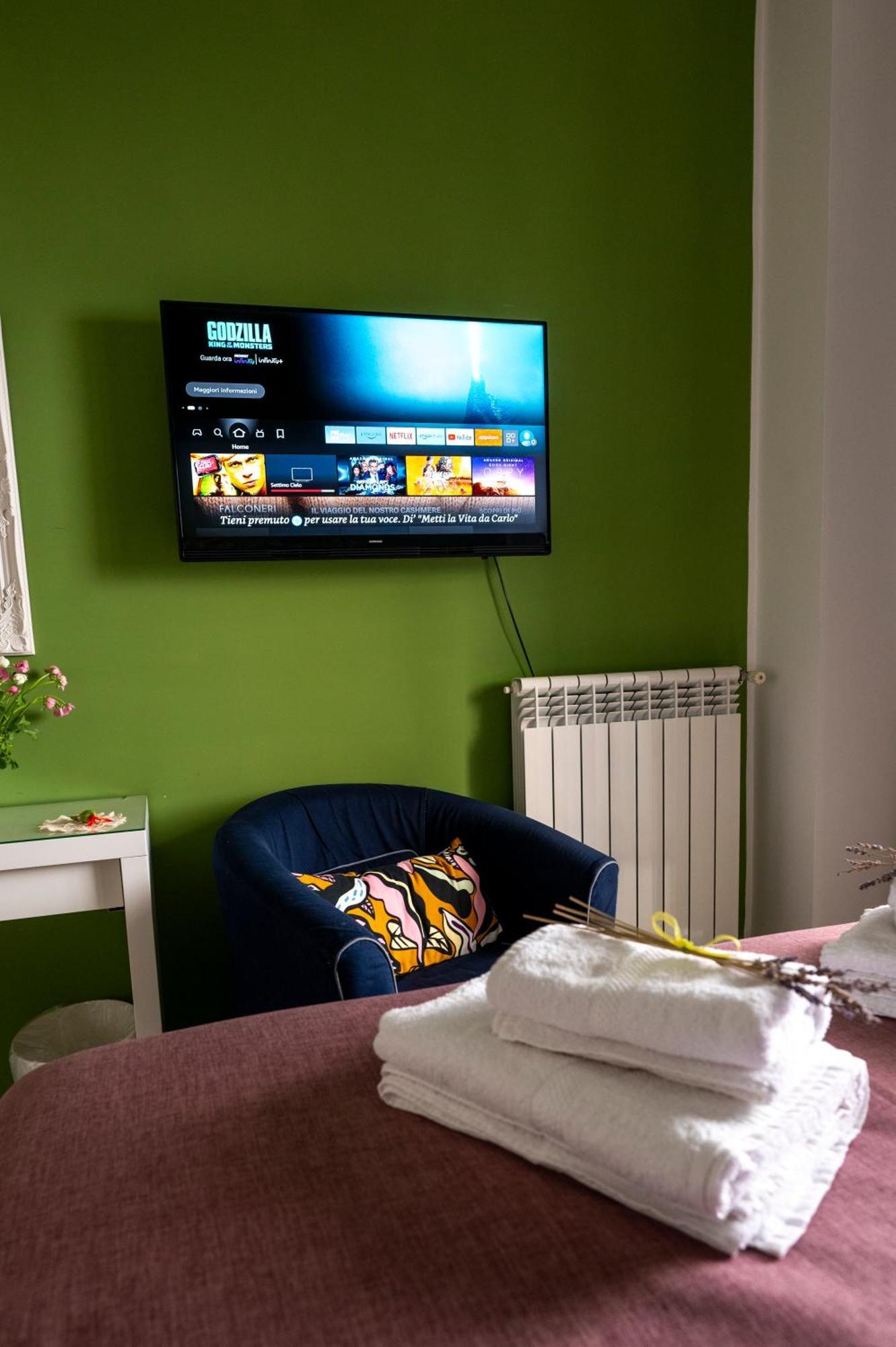 Renza House Chiaia Appartement Napels Buitenkant foto