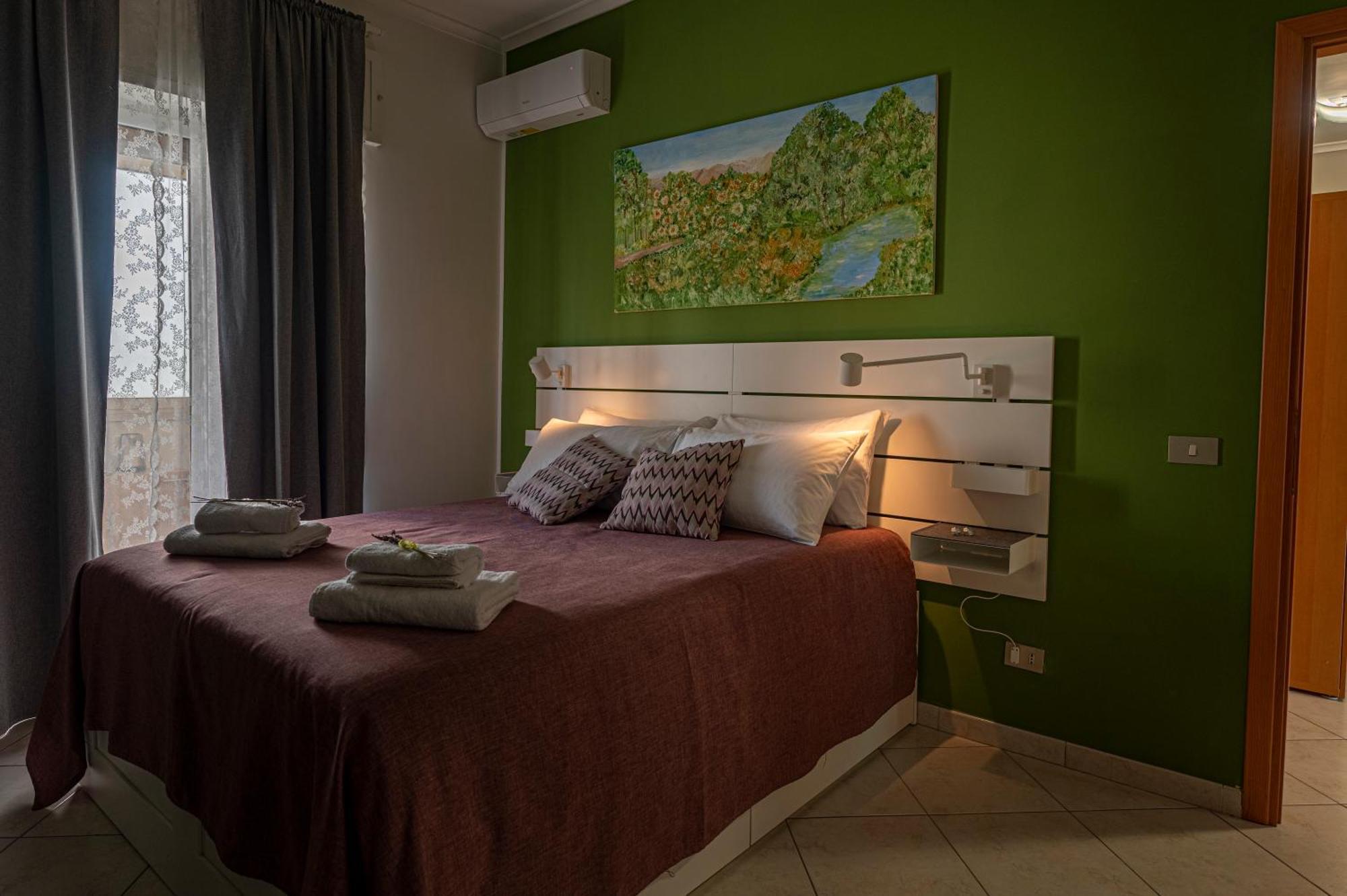 Renza House Chiaia Appartement Napels Buitenkant foto