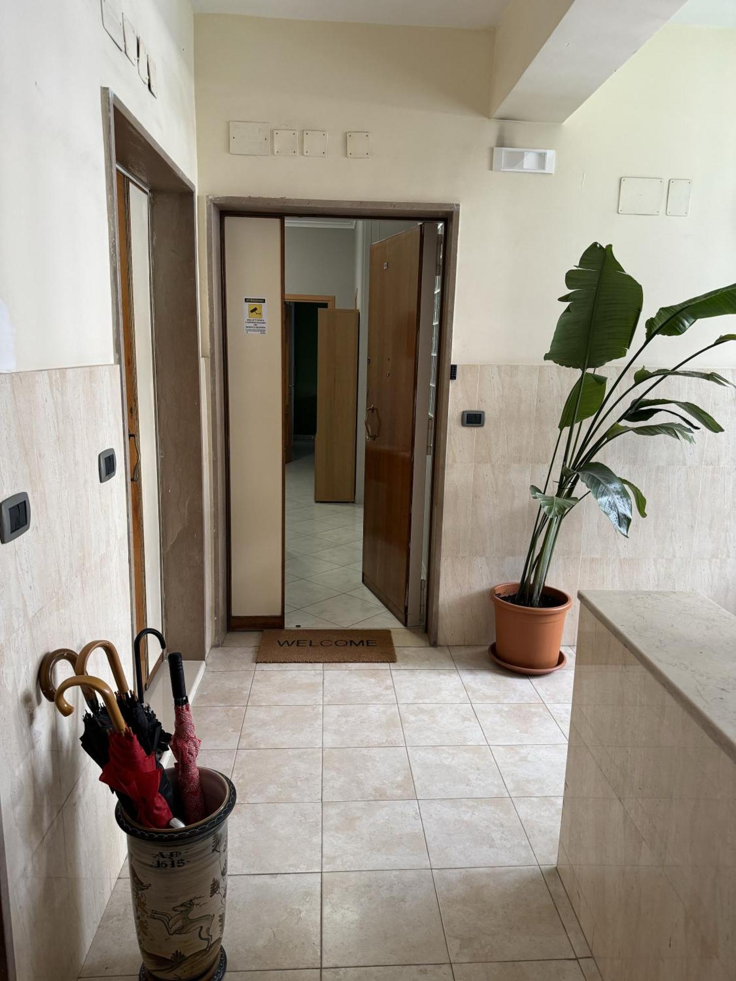 Renza House Chiaia Appartement Napels Buitenkant foto